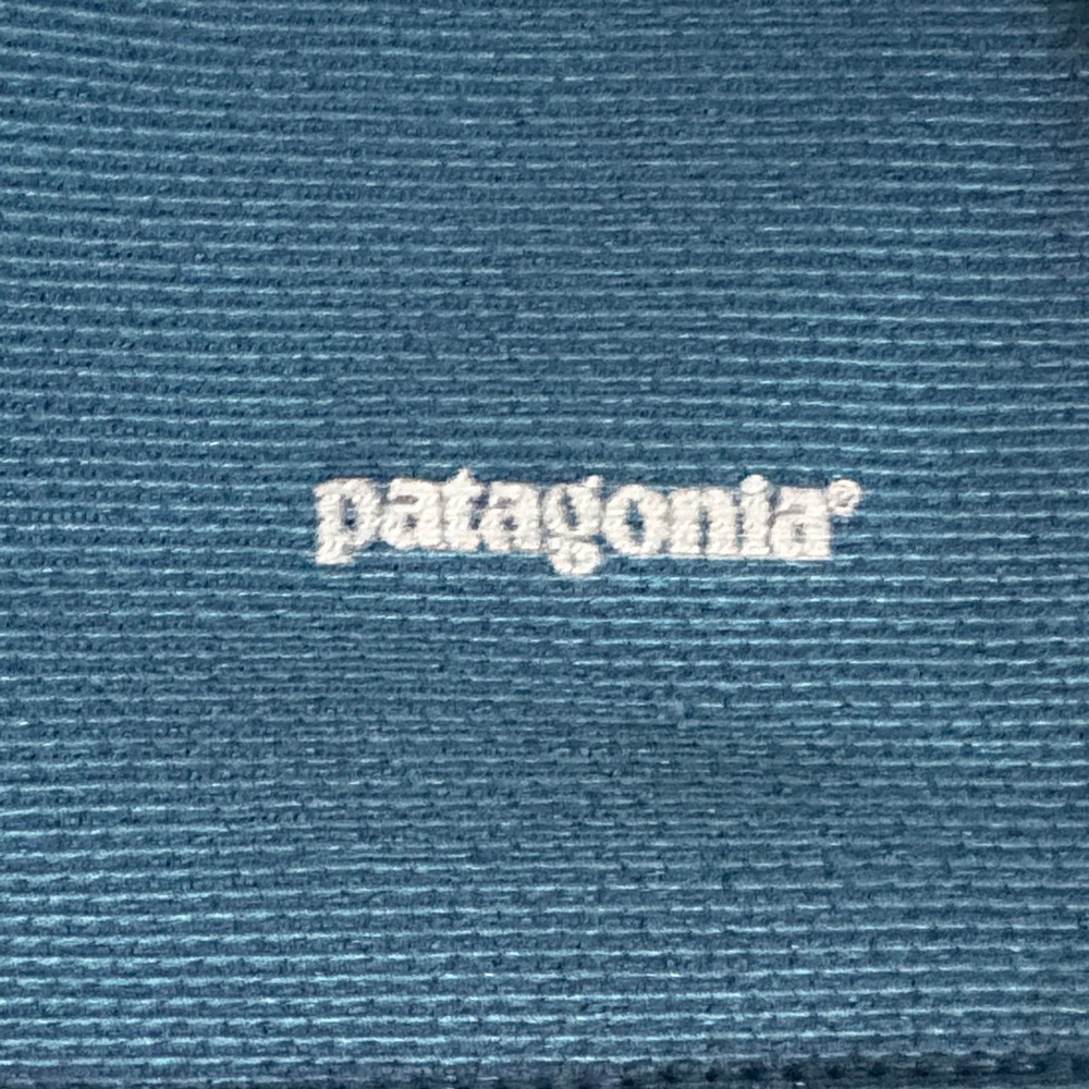 Patagonia Women's Capilene 1/4 Zip Pullover Performance Base Layer - Picture 3 of 6